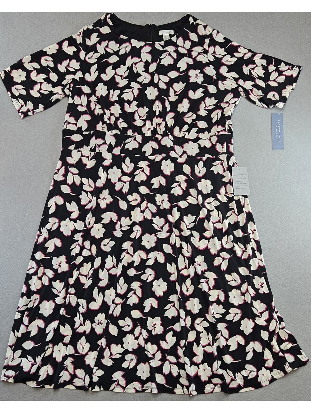 London Times Woman Fit & Flare Dress Womens 20W Black Ivory Floral Jersey NWT